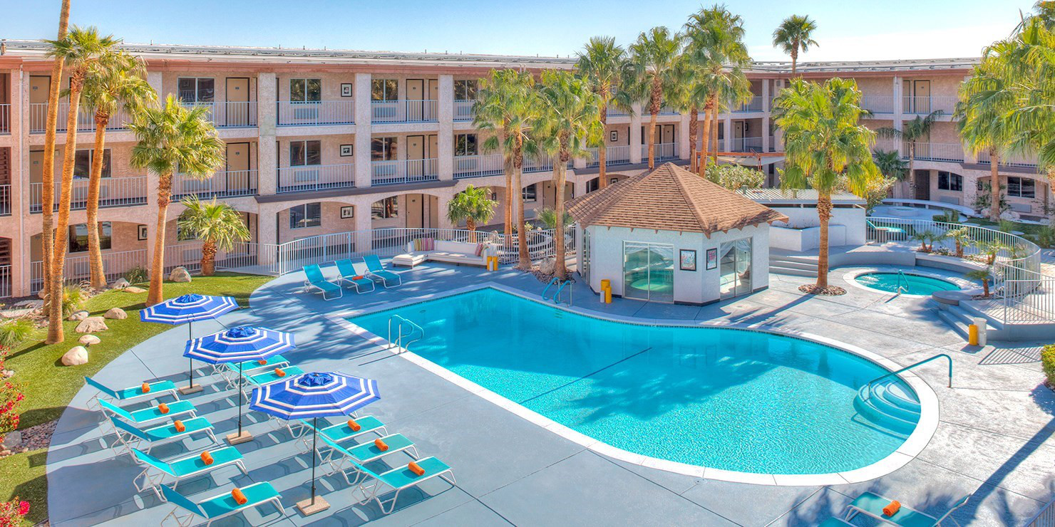 Aqua Soleil Hotel & Mineral Water Spa – Desert Hot Springs, California