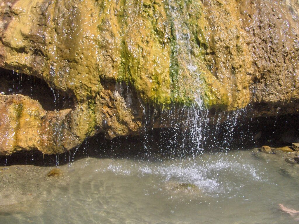 Natural spring at Buckeye Hot Springs – Bridgeport, California