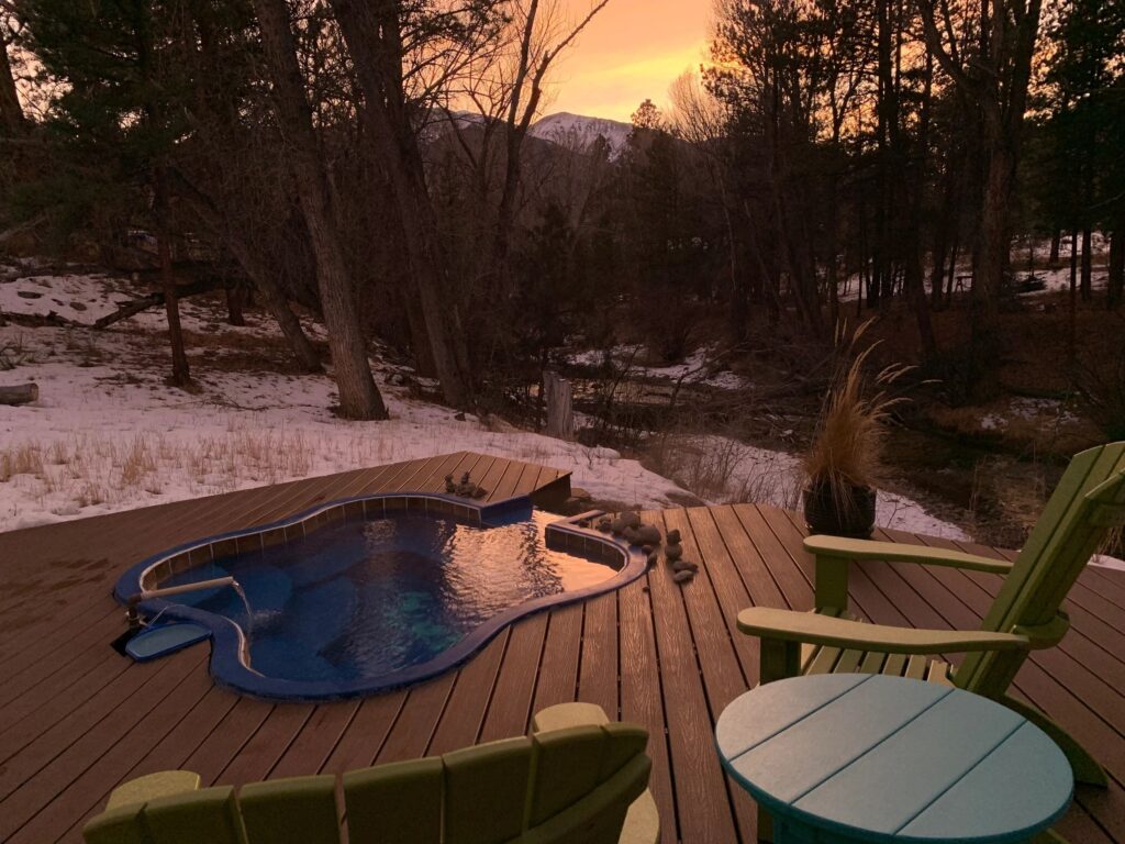 Aqua Hot Spring & Cabin - Private Wellness Vacation Rental