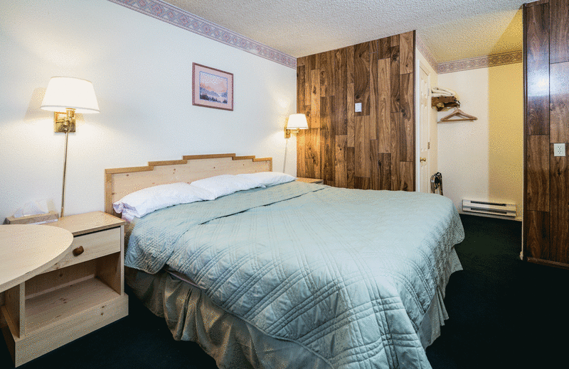 Cozy rooms at Indian Hot Springs (Idaho Springs, CO)
