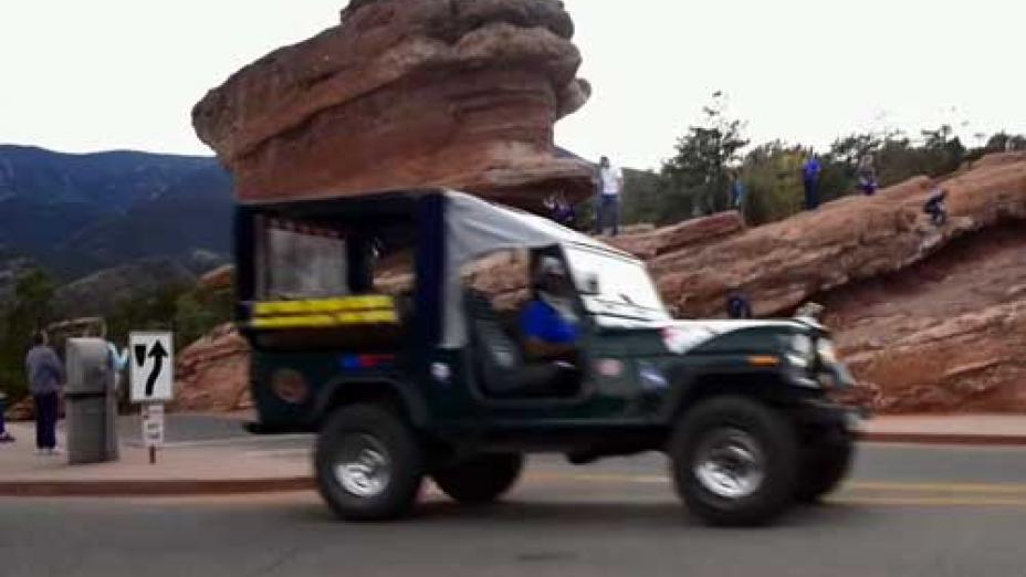 Foothills & Garden of the Gods Jeep Tour 