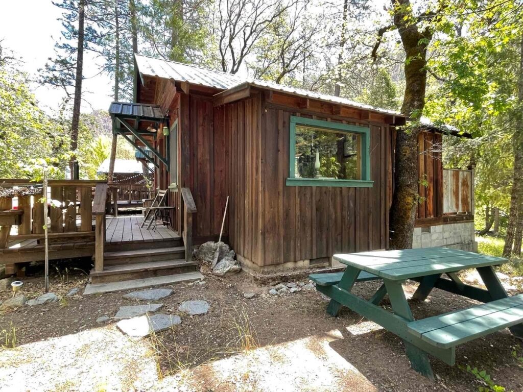 The Cabins – Feather River Hot Springs